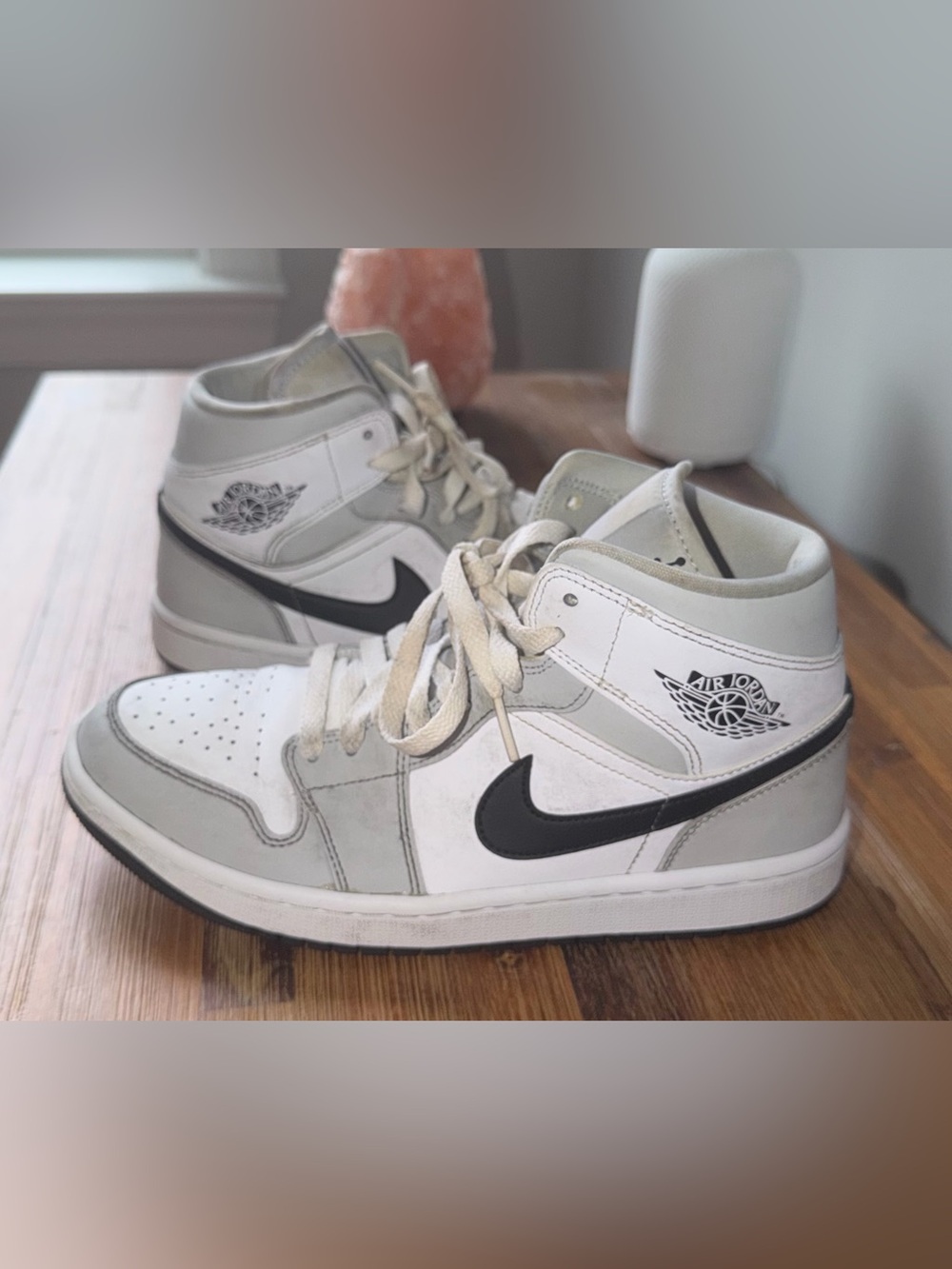 Jordan 1 Mid